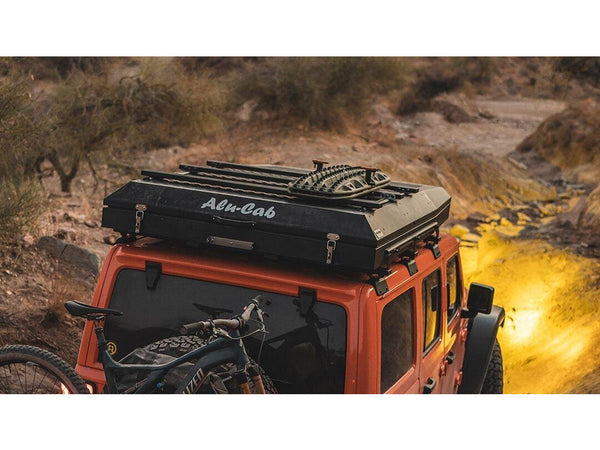GP Offset Mounting Brackets for Alu-Cab to Jeep JLU